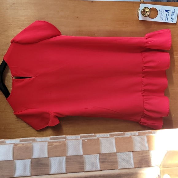 Red Dress - Picture 3 of 9